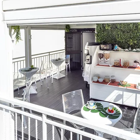 לינה וארוחת בוקר New פסקרה